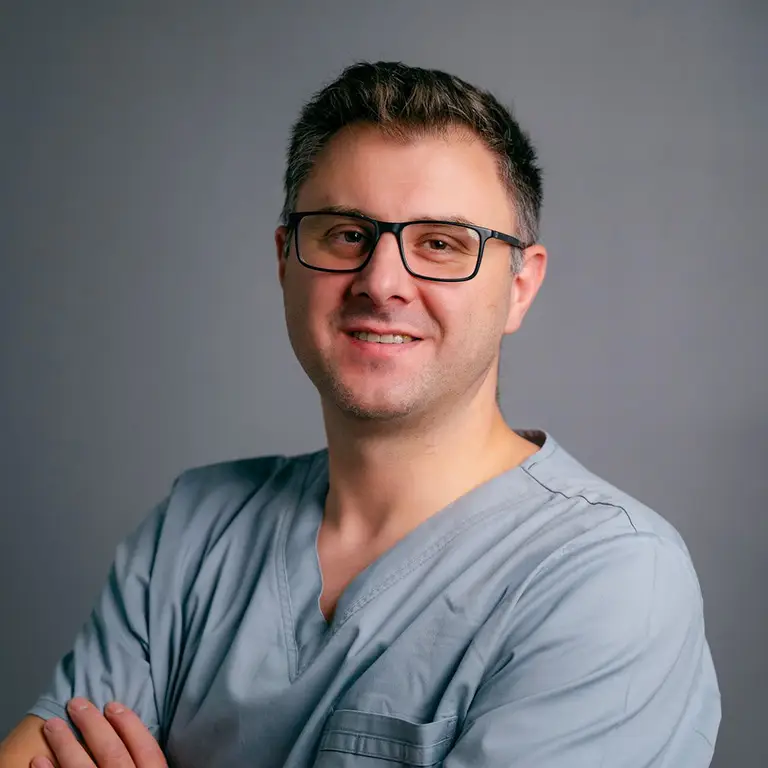 Dr. Jercan Nicu - Medic dentist chirurg