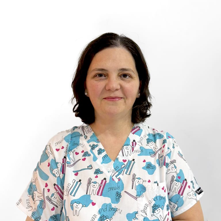 dr nita geanina dentist pedodont bistrita