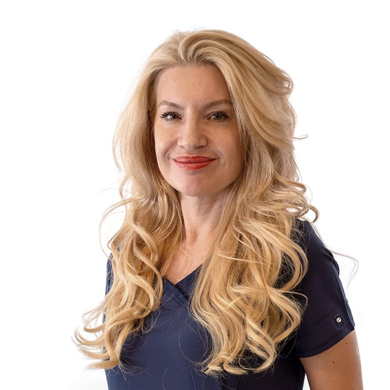 Dr. Selegean Cristina Iulia – medic dentist Bucuresti specialist endodonție